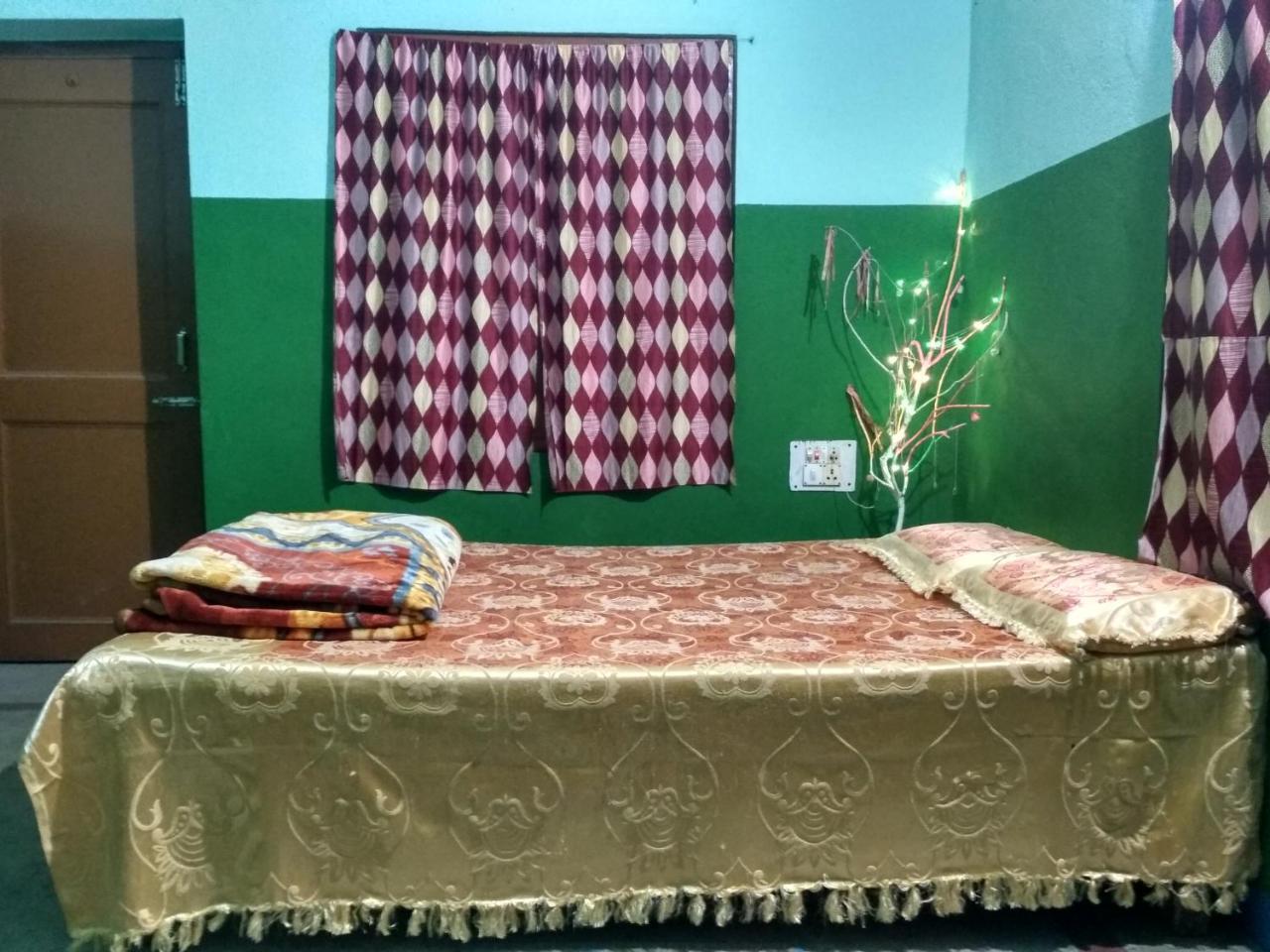 Apartmán Ansari House Bódhgaja Exteriér fotografie